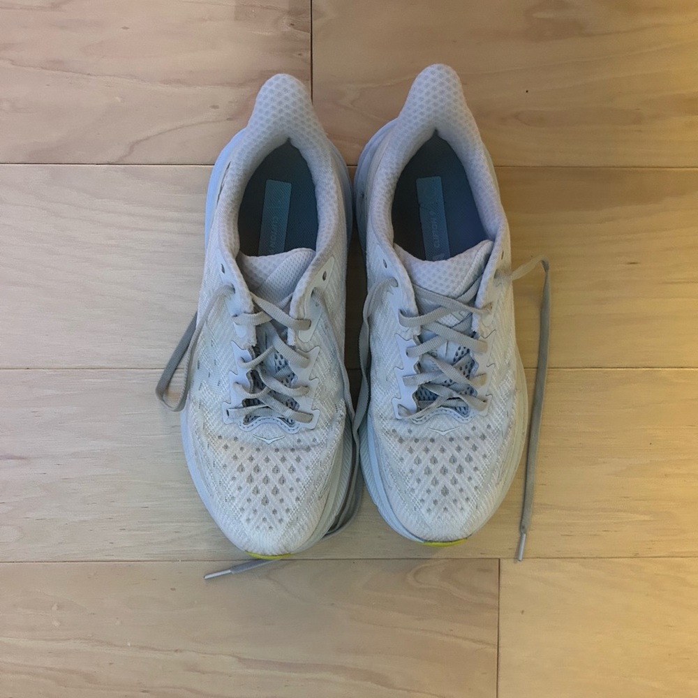 Hoka Clifton 9